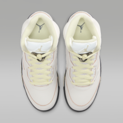 Chaussures de sport Nike,
Air Max coussin amorti,
Flyknit respirant et léger,
Dunk chaussures de planche vintage,
La Air Force 1