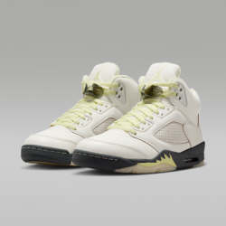 Chaussures de sport Nike,
Air Max coussin amorti,
Flyknit respirant et léger,
Dunk chaussures de planche vintage,
La Air Force 1