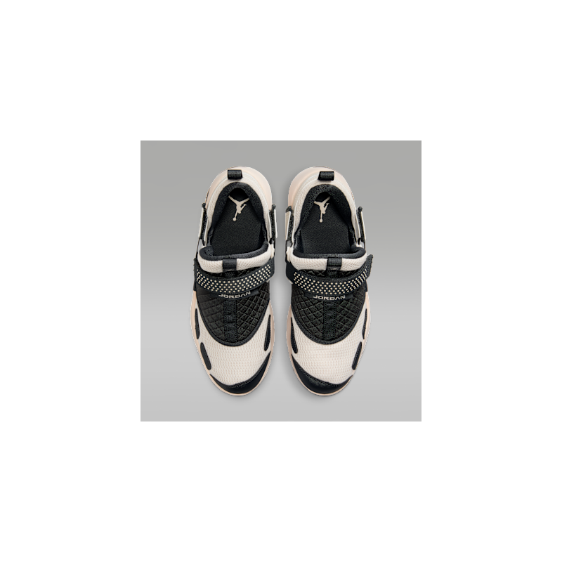 Chaussures de sport Nike,
Air Max coussin amorti,
Flyknit respirant et léger,
Dunk chaussures de planche vintage,
La Air Force 1